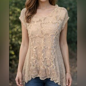 Tempo Paris Beige Lace and Knit Top. NWOT